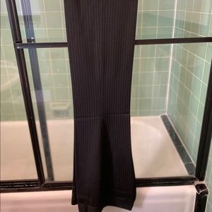 Express Editor Pants size 4R black w/ grey stripes
